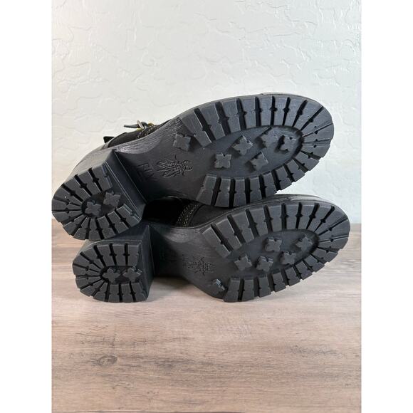 FLY LONDON Logger Lory048 Black Leather Oiled Suede Rug Ankle Boots chunky Studs - Picture 9 of 9